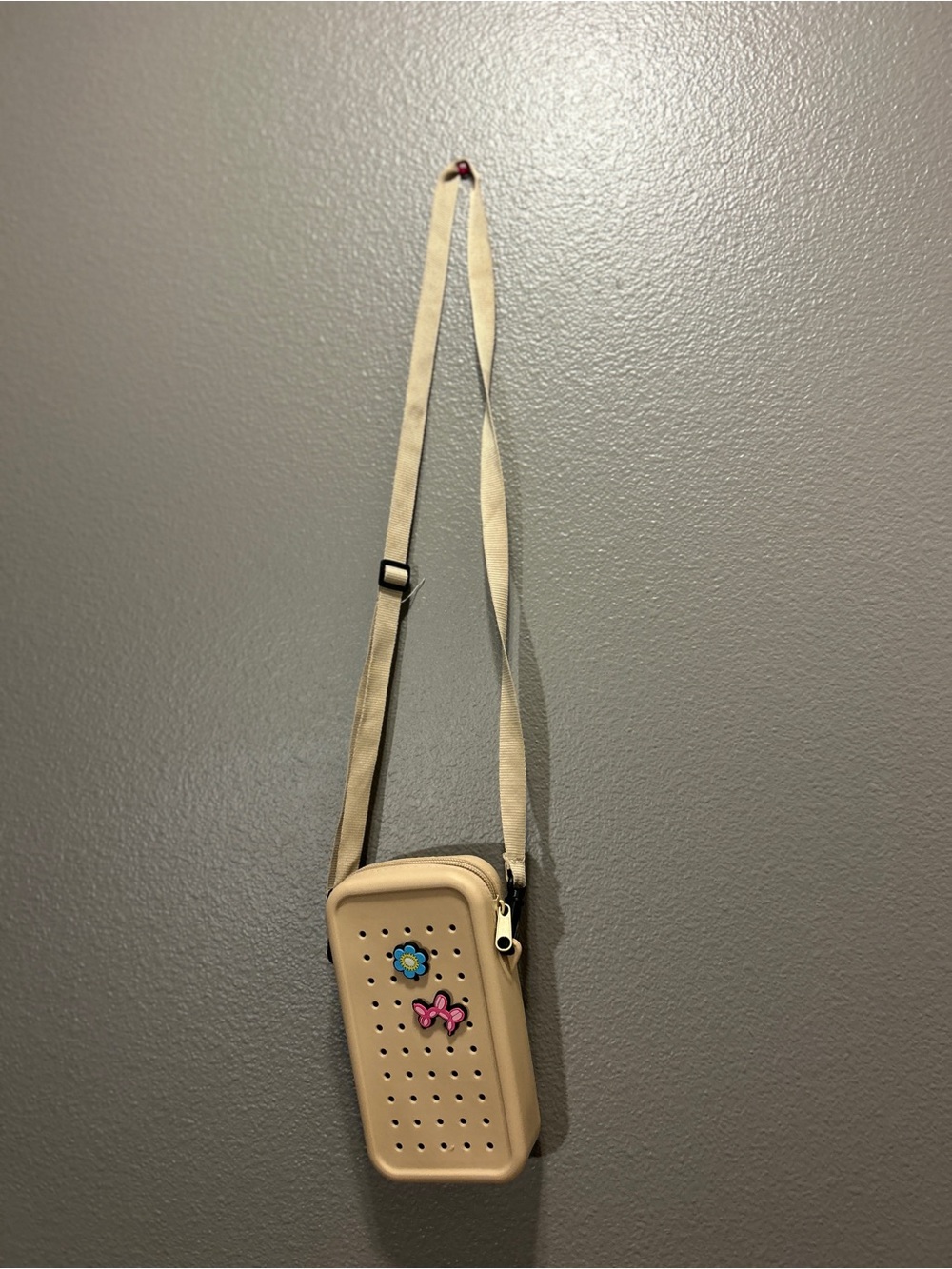 Silicone Phone Pouch Crossbody Bag Beige with Flower Charms Good Used Condition